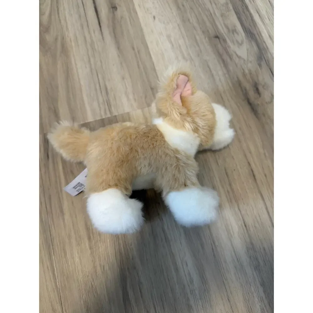 American Girl Corinne Tan Dog Flurry Plush Tan White 2022 HCM96 Puppy Toy